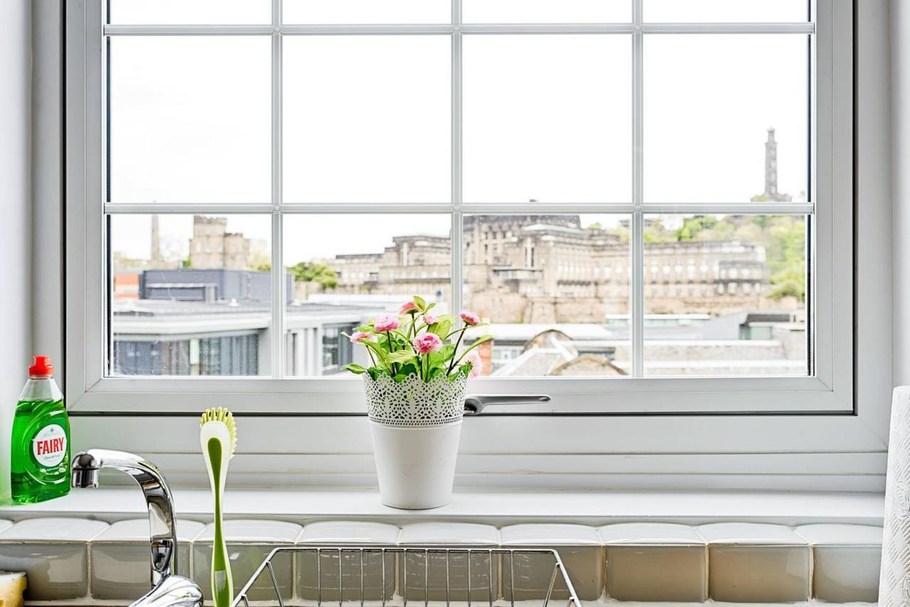 Joivy Bright Royal Mile Apartment Edinburgh Bagian luar foto