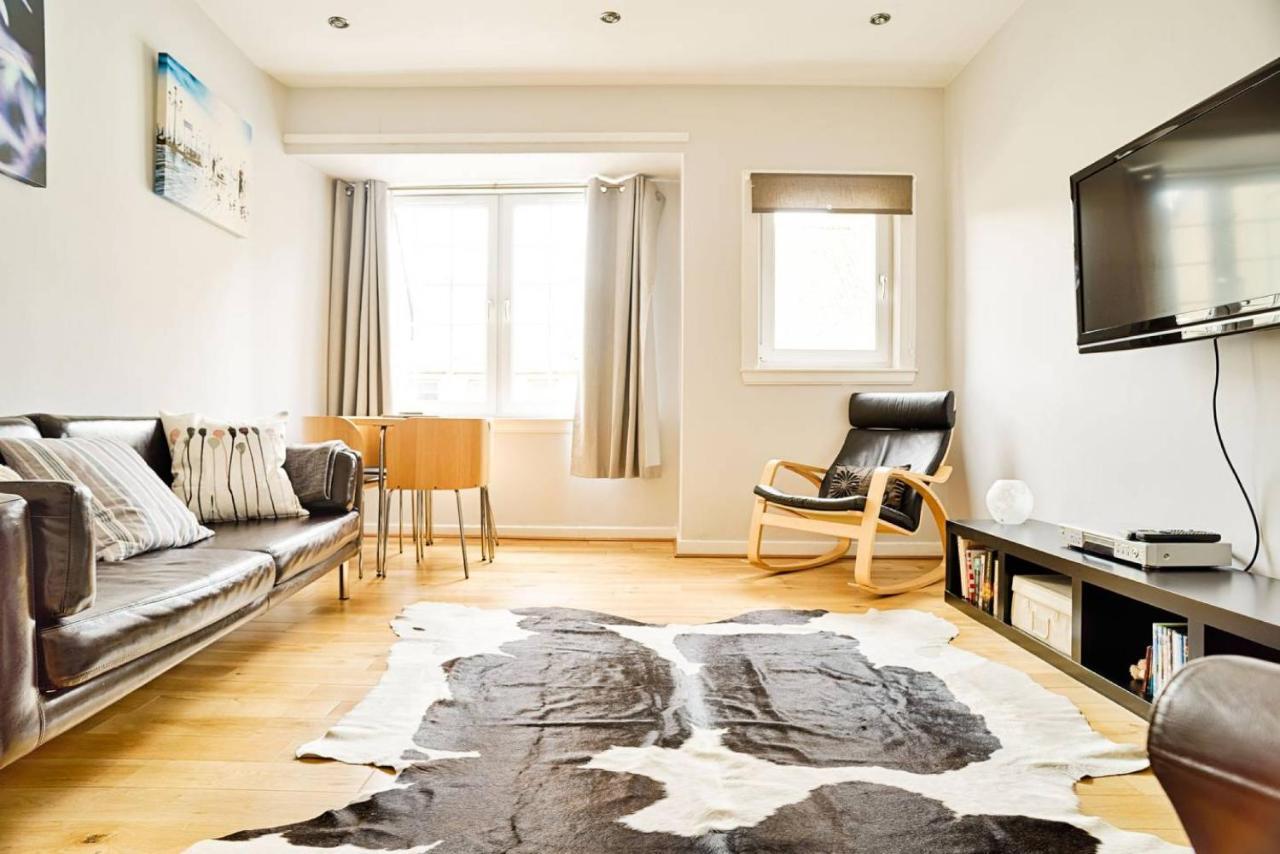 Joivy Bright Royal Mile Apartment Edinburgh Bagian luar foto
