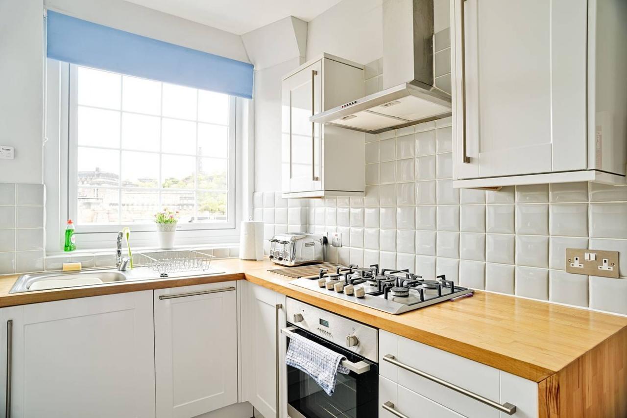 Joivy Bright Royal Mile Apartment Edinburgh Bagian luar foto