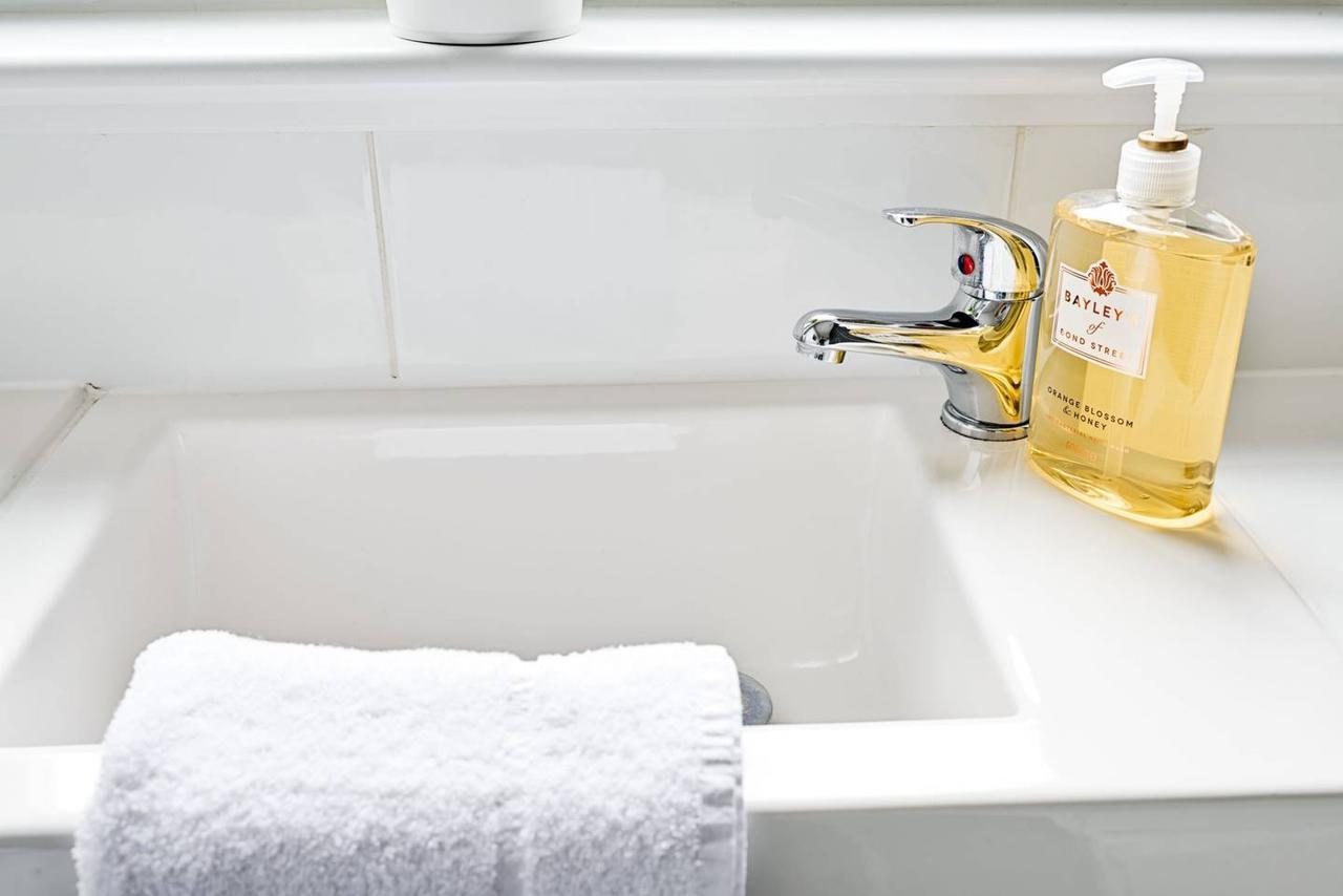 Joivy Bright Royal Mile Apartment Edinburgh Bagian luar foto