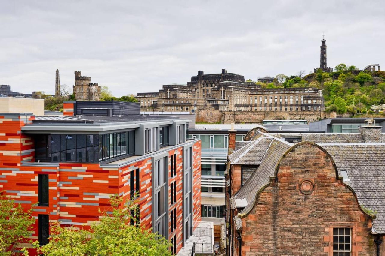 Joivy Bright Royal Mile Apartment Edinburgh Bagian luar foto